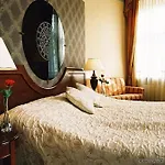 Ostoya Palace 크라쿠프