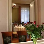 호텔 Ostoya Palace 4*