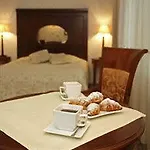 호텔 Ostoya Palace 4*