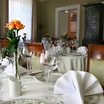 Ostoya Palace 호텔 크라쿠프