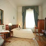 Ostoya Palace 호텔