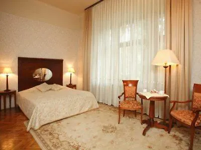 Szálloda Ostoya Palace