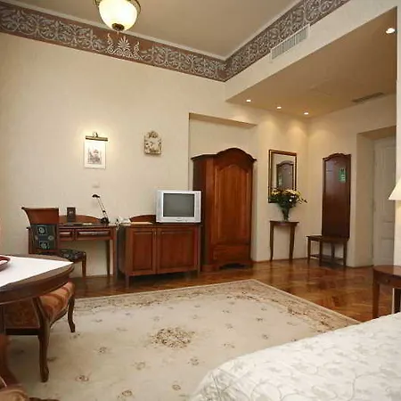 Ostoya Palace Szálloda Krakkó