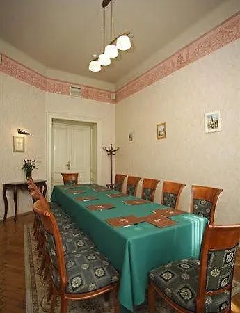 Ostoya Palace Szálloda 4*