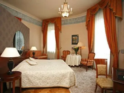 Szálloda Ostoya Palace 4*