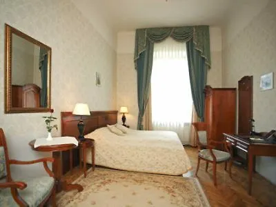 Ostoya Palace Szálloda