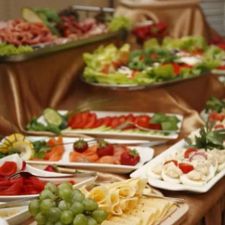 Ostoya Palace 4* Cracovie