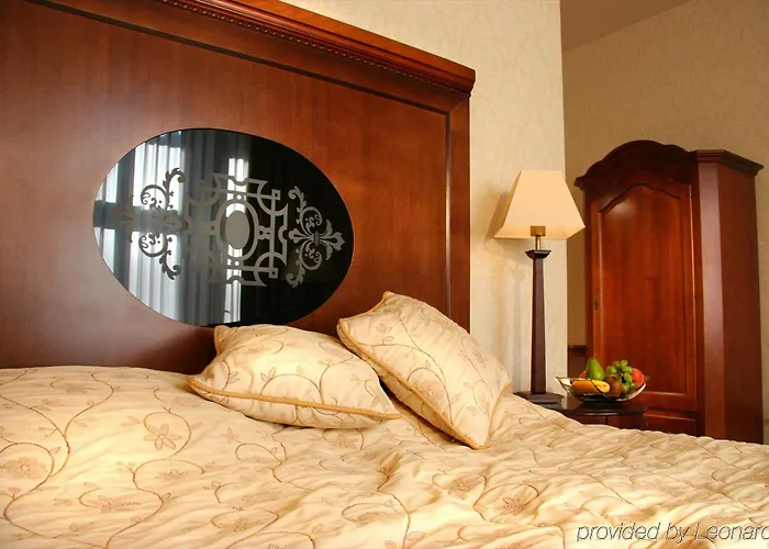 Ostoya Palace Hotel 4*