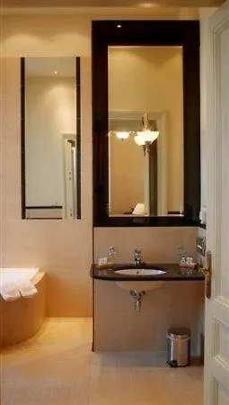 Ostoya Palace 4*