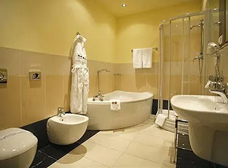 Ostoya Palace Hotel Kraków